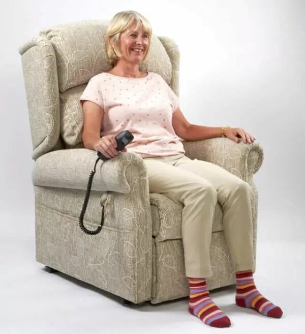 Tilt-in-Space Dual Motor Recliner